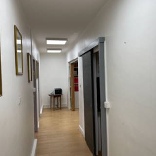 Bureau privé 55 m² 3 postes Location bureau Rue Sainte Marseille 13001 - photo 4